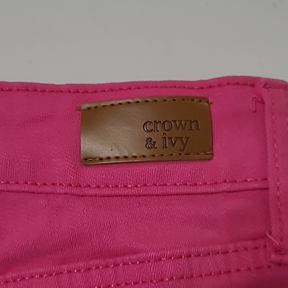 Crown & Ivy Hot Pink High-Rise Skinny Crop Pants with Ruffled Ankle Detail - 16 - Picture 3 of 9